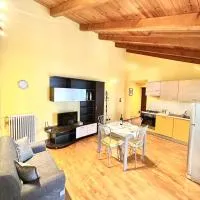 Elegante loft nel centro storico di Savigliano, hotel in Savigliano