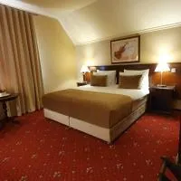 GARDEN Club - Hotel - FREE Parking, hotel v mestu Braşov