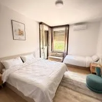 Happy Hue rooms Malpensa airport, hotelli kohteessa Samarate