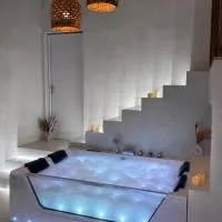 L'Olivier Secret, Suite et Spa Romantique, hotel di Grans