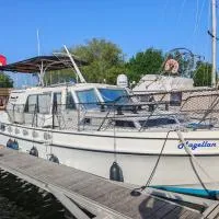 bateau nuit insolite, hotel in Carentan
