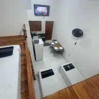 Casa 4 pessoas, wi-fi, ar-condicionado, garagem, hotel din Cajamar