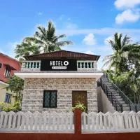 Super Hotel O Thivim Railway Station Formerly Silverline Villa, ξενοδοχείο σε Advolpale