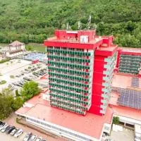 Complex Balnear Cozia - Corp Cozia, hotel en Caciulata