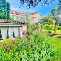 Le Relais des Anges, отель в городе Меркюе