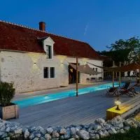 Au Détour des Châteaux, hotel em Méhers
