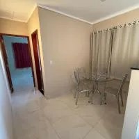 Apto novo tipo kitnet com ótima localização, hotelli kohteessa Baixo Guandu