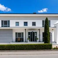 Hotel Garni Max Zwo, hotel din Dingolfing