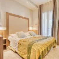 Hotel Everest - Bar e Ristorante, ξενοδοχείο σε Gabicce Mare