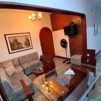 Apartamento Amplio y Cómodo en el Centro de Palmira de 2 Habitaciones con Aire Acondicionado, hotel a Palmira
