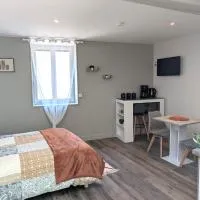 Suites de la Plaine, proche CNPE Bugey et PIPA, hotell i Chazey-sur-Ain