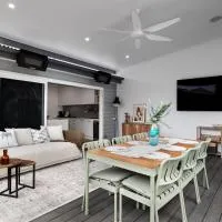 Newcastle Harbour Cottage - Walk to Cafés & Bars, hotell i Carrington