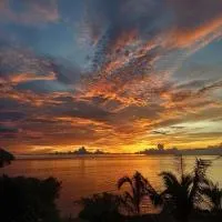 Almare Guest House Siquijor, hotel i San Juan