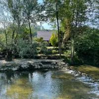 River Hideaway – hotel w mieście Cazin