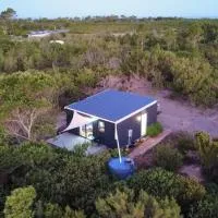 Viesnīca Plett Pods - Casetta del Acqua Eco Off-Grid Fynbos Cottage pilsētā Plettenbergbaai