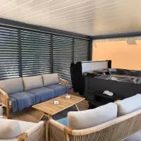 Au Ch'ti Suisse, hotel sa Autechaux