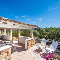 Villa Maestrale 100M from beach - Happy Rentals, hotel em Porto Rotondo