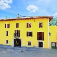 Residence Besano, hotel a Besano