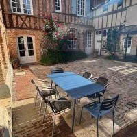 Le Logis de Pélagie، فندق في نوفشاتيل إنبراي
