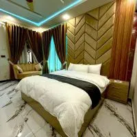 Rose Palace Hotel With Mountain View Swat, Umairs Haven Residences Swat, hotel u gradu Mingora
