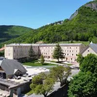 Notre Dame Du Laus, hotel em Saint-Étienne-le-Laus