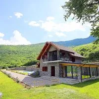 Kulla e Andrrave, hotel v destinácii Ducaj