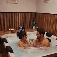 La Casita de Albino -jacuzzi-chimenea-museo – hotel w mieście Castillo de Bayuela