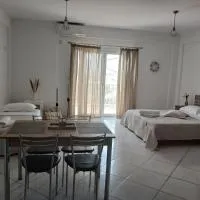 Niko's apartments 2, מלון באלפוניסוס