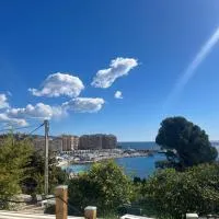 Casa Mediterraneo - Vue mer 3 min de la plage à pieds, hotel en Cap d'Ail