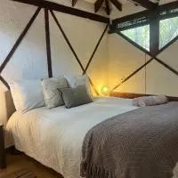 Cabaña rústica en la montaña, hotel em Guayacán