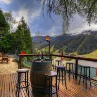 Candlelight Lodge, hotel a Thredbo