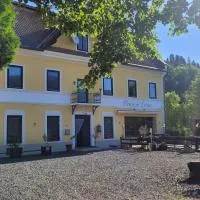 Pension Leano, hotell sihtkohas Nötsch