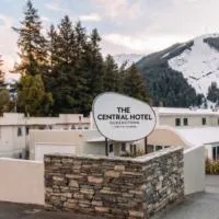The Central Hotel Queenstown, A Naumi Chapter, hotel di Queenstown