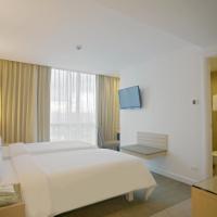 St Giles Makati - Multiple Use Hotel: Manila şehrinde bir otel