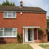 Bicester में, होटल Lilac Bicester-Oxford quiet 3 bedroom house with private parking