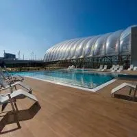 ibis Styles Saint Julien en Genevois accès espace aquatique UCPA Vitam INCLUS – hotel w mieście Neydens