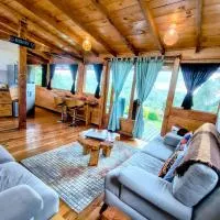 Chalet Enquiry for Peace and Love with Nature, ξενοδοχείο σε Encano
