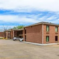 Super 8 by Wyndham Acworth/Atlanta Area, hotel di Acworth