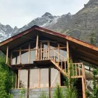 Mysterious Kutla Cottage,Kutla, Tosh โรงแรมในChhorang