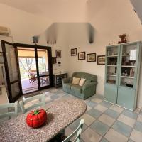AffittaSardegna-Trilo La Baia, hotel in Isolotto dei Pedrami