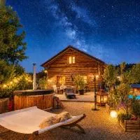 Weinberg der Sinne - Chalet mit Swim Spa und Hottub, Hotel in Oberweinberg