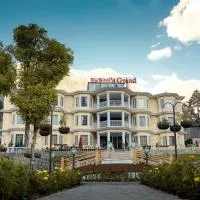 Falettis Grand Hotel Naran、ナランのホテル