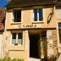 Au Canari gîte de charme, hotel en Saint-Sauveur-en-Puisaye
