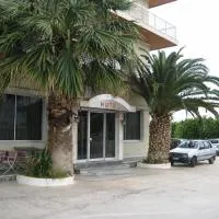 HOTEL ALEXANDROS, ξενοδοχείο στο Λουτράκι