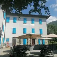 Albergo Santa Maria, хотел в Esino Lario