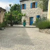 Mas Teranga dans les Cevennes, готель у місті Saint-Privat-des-Vieux