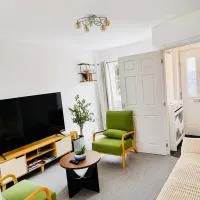 Relaxing Modern Stay for Families and Groups, hótel í Bridgwater