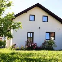 Virajlux Verde Retreat, hôtel à Mioveni