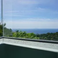 海を望む伊豆熱川の一棟貸し -駅送迎可- ula Ocean-view stay in Izu, hotel v destinaci Higashiizu