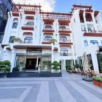 Le Dung Hotel، فندق في تام كا